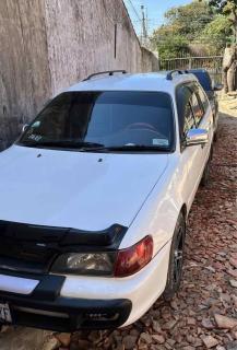 TOYOTA COROLLA TOURING - foto