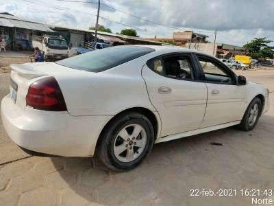 PONTIAC GRAND PRIX - foto