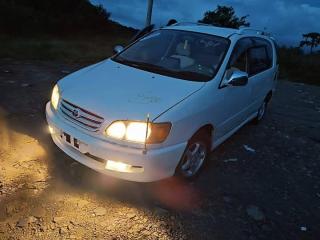 TOYOTA IPSUM - foto