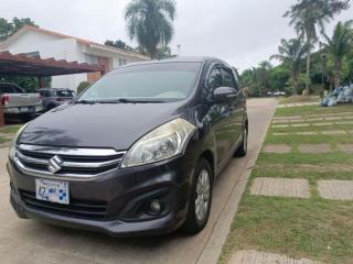 SUZUKI ERTIGA - foto