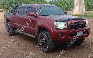 TOYOTA TACOMA - foto